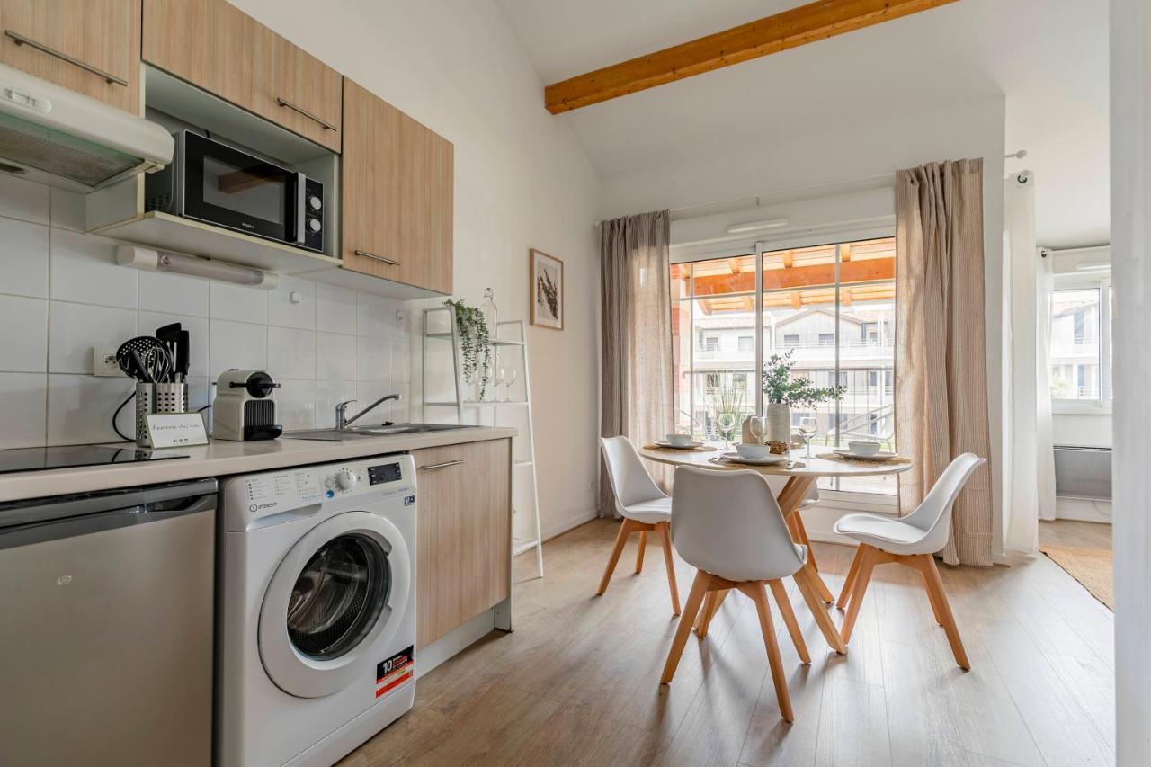 Nagaya - Petit Nid Avec Terrasse A 100m Du Bassin Apartment